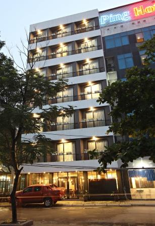 Khách sạn Ping Hotel