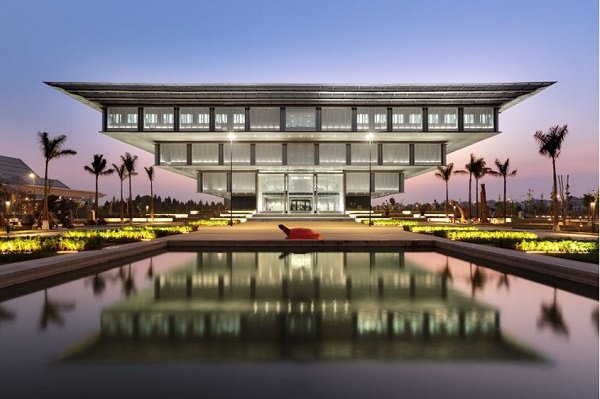 The Hotel near Hanoi Museum