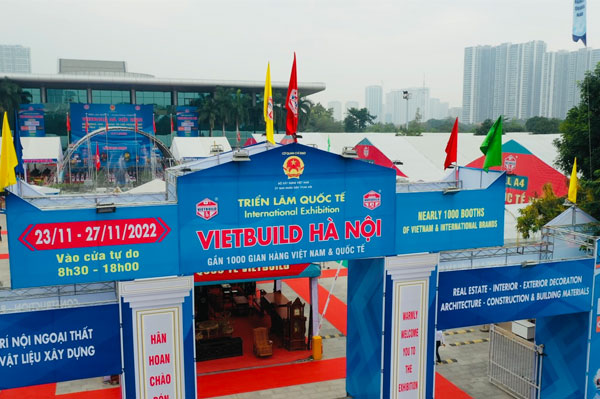 Vietbuild Hanoi - 고급스럽고 다양한 국제 전시 센터